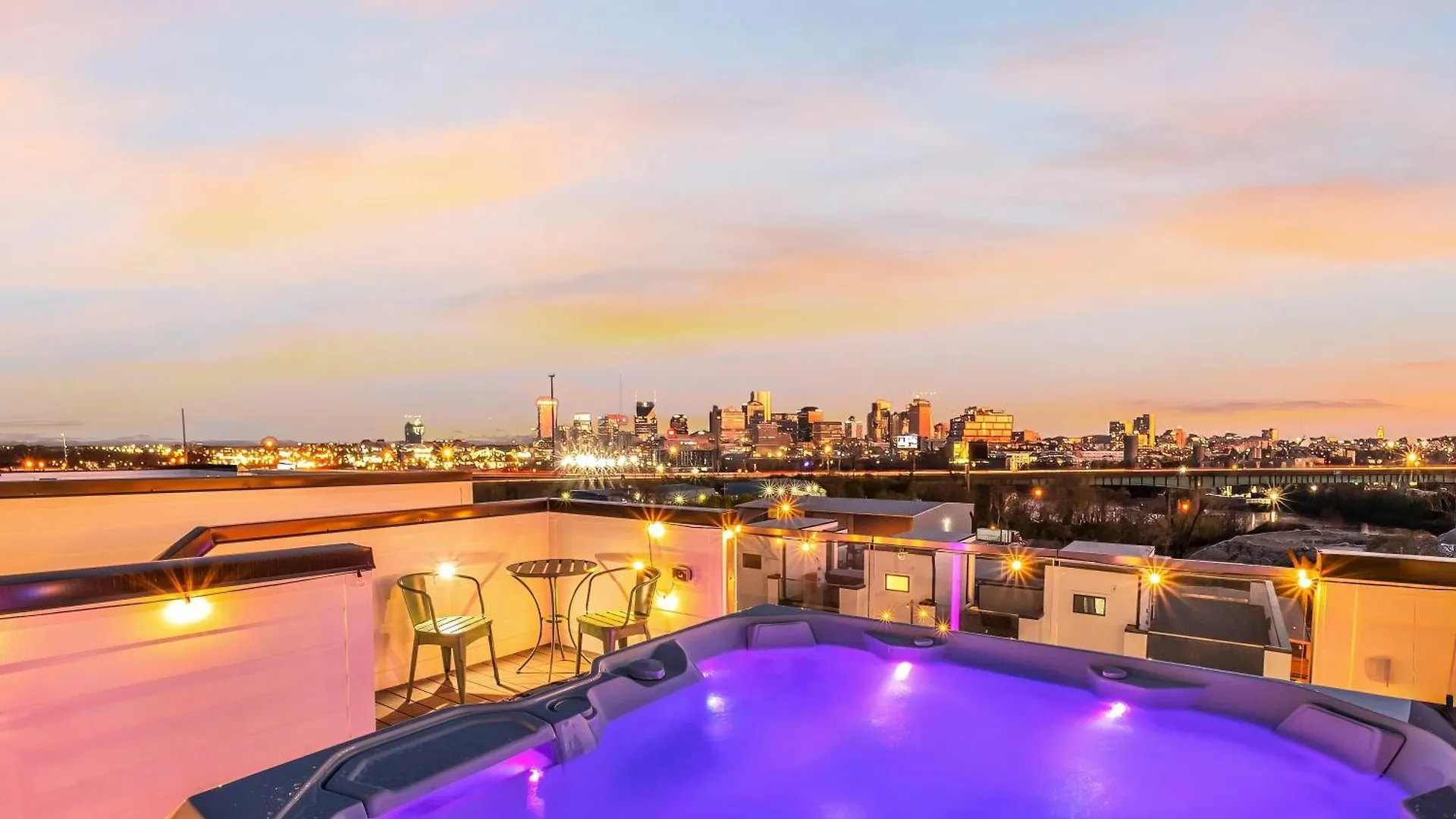 Holiday home New Nash Eras - 15 Beds - Hot Tub On Rooftop Deck Nashville